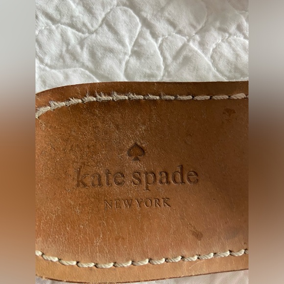 KATE SPADE ♠️ Silver Leather Flats Size 6.5 - Picture 8 of 9